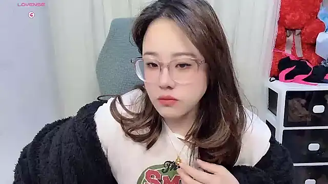 NEWONETO online show from 11/10/25, 04:39