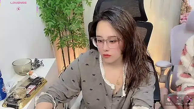 NEWONETO online show from 12/21/25, 02:35