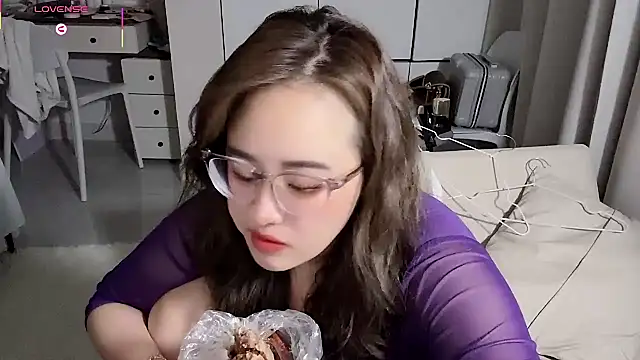 NEWONETO online show from 05/31/26, 12:34