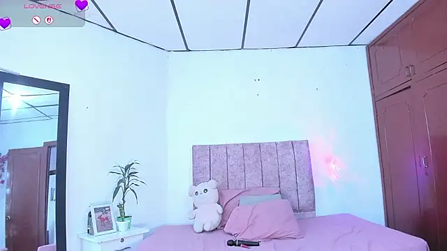 Mila 1wood online show from 03/10/26, 01:27