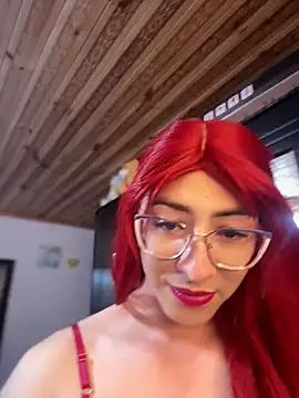 Snapshot of NICOLLE__12 chatting on 06/30/26, 07:48 NICOLLE 12 online show from 06/30/26, 07:48