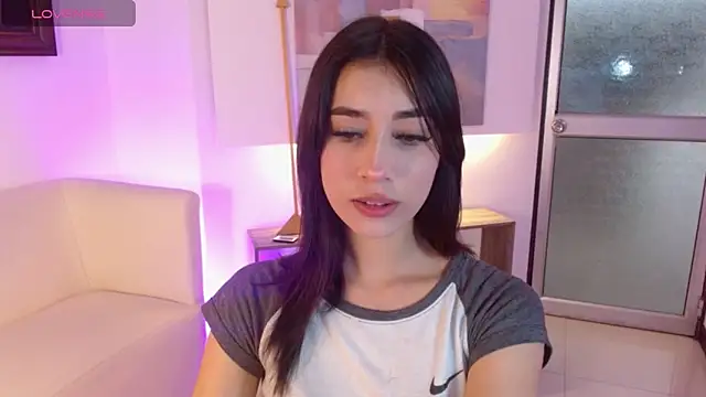 Snapshot of koyuki_san chatting on 12/17/25, 12:11 koyuki san online show from 12/17/25, 12:11