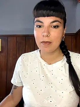 Lucecitalove online show from 12/01/25, 02:44