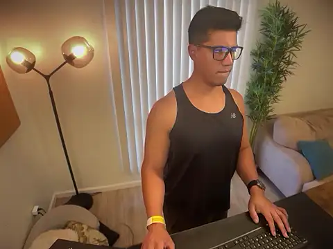 austinfxxx online show from 10/20/25, 07:14