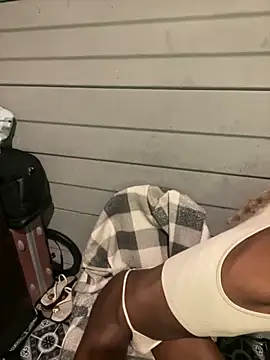 gingergirl67  online show from 11/04/25, 10:42