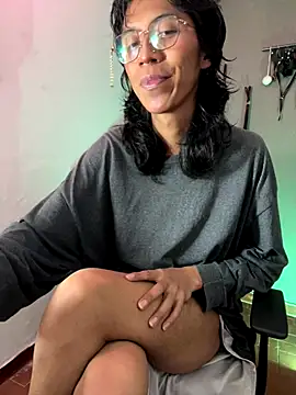 MadamLeRouge online show from 11/06/25, 10:32