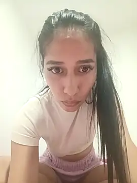 Amelia Rivas online show from 10/08/25, 03:48