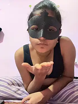 Snapshot of TeluguIshu_teen20 chatting on 10/17/25, 06:32 TeluguIshu teen20 online show from 10/17/25, 06:32