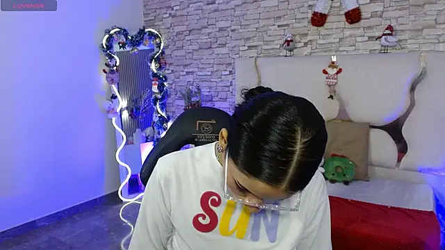 Snapshot of casse_tay chatting on 11/28/25, 03:09 casse tay online show from 11/28/25, 03:09