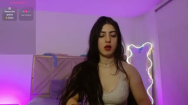 Ixchel tay online show from 10/20/25, 03:40