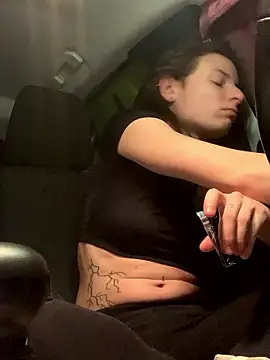 GoldenPussy1329 online show from 01/12/26, 12:38