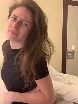 GoldenPussy1329 online show from 03/13/26, 02:18