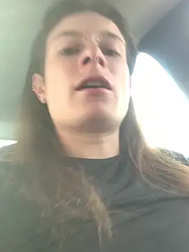 GoldenPussy1329 online show from 04/07/26, 04:40