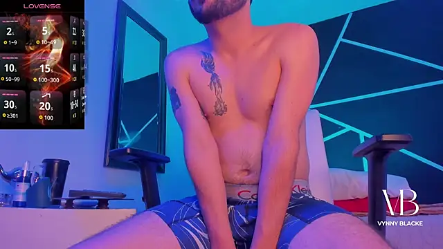 VynnyBlacke  online show from 12/21/25, 09:27