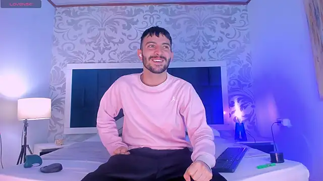 VynnyBlacke  online show from 01/14/26, 03:12