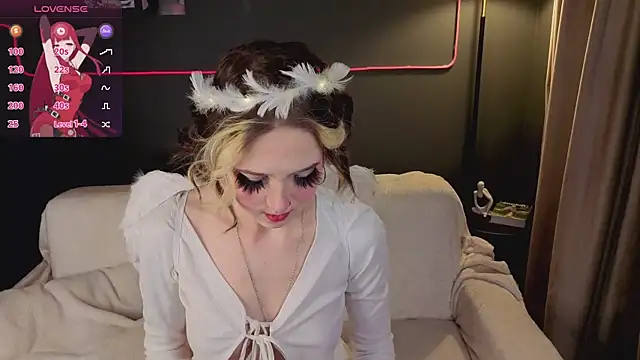 luna son online show from 03/22/26, 09:40