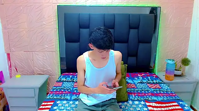 Snapshot of thaigo_twink38 chatting on 10/17/25, 03:31 thaigo twink38 online show from 10/17/25, 03:31