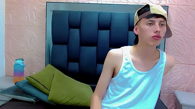 thaigo twink38 online show from 12/04/25, 05:50