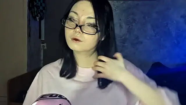 Beeping Creature online show from 11/29/25, 02:31