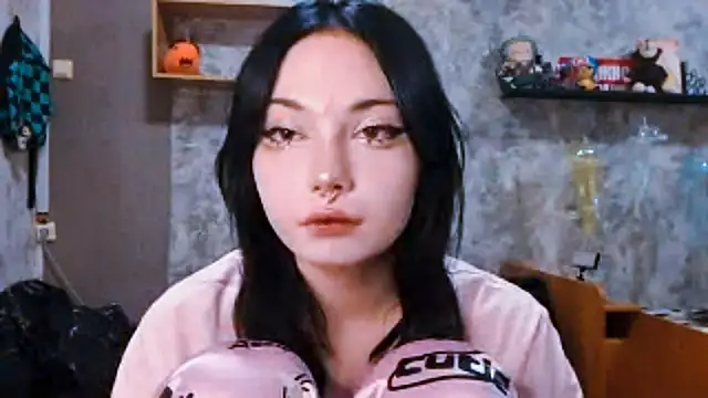 Beeping Creature online show from 11/30/25, 03:27