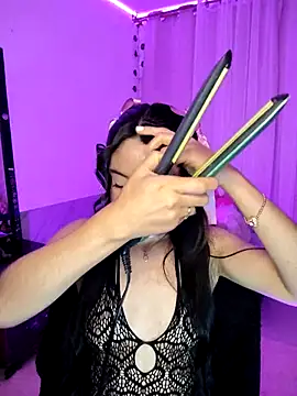 tamara vald online show from 10/26/25, 04:07