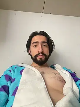 Snapshot of maximusdominus26 chatting on 09/30/25, 04:45 maximusdominus26 online show from 09/30/25, 04:45