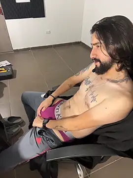 maximusdominus26 online show from 03/10/26, 05:34