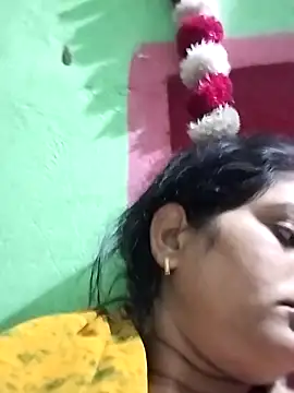 Na shreya online show from 11/28/25, 11:51