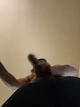 thefreakscomeoutatnight online show from 10/25/25, 04:46