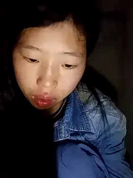 Khanhu xx online show from 02/13/26, 12:45