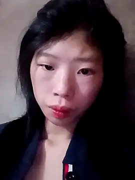 Snapshot of Khanhu_xx chatting on 04/03/26, 12:41 Khanhu xx online show from 04/03/26, 12:41