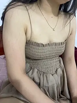 lee ly online show from 10/16/25, 06:25