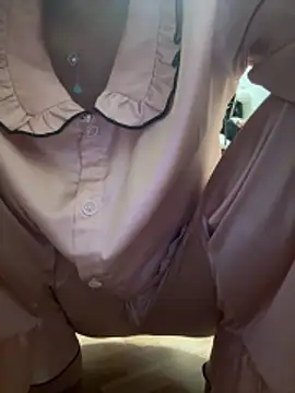 lee ly online show from 02/22/26, 03:18