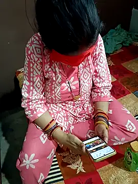 Snapshot of Hot__bhabhi_99 chatting on 10/04/25, 07:50 Hot bhabhi 99 online show from 10/04/25, 07:50