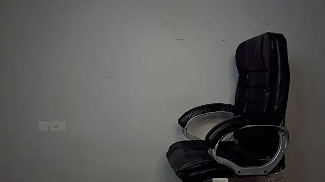 mooonlightbaby online show from 04/10/26, 04:55