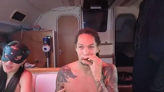 Snapshot of Monk_and_Mia chatting on 12/05/25, 05:16 Monk and Mia online show from 12/05/25, 05:16