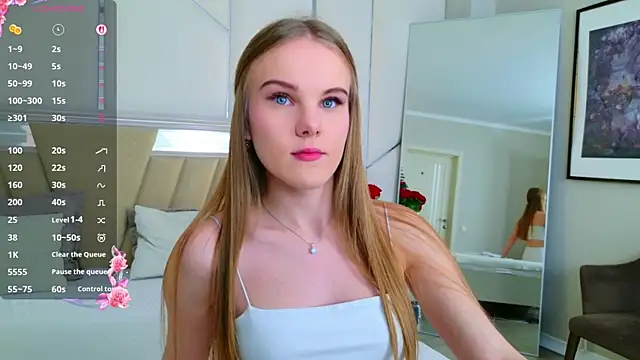 Lili Lohan online show from 11/22/25, 05:01