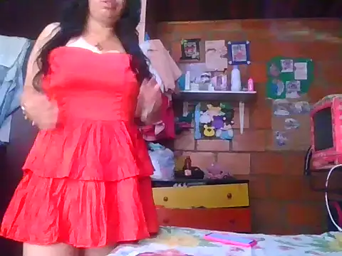 Snapshot of KarlaSexyHot- chatting on 10/23/25, 03:55 KarlaSexyHot- online show from 10/23/25, 03:55