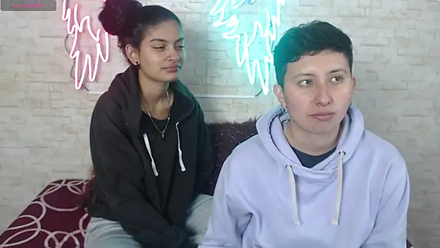 Gaby and Mei online show from 10/17/25, 03:42