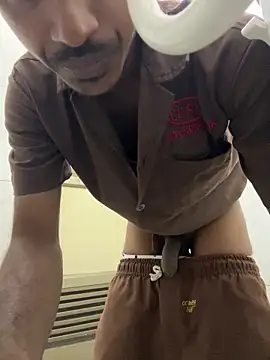 Snapshot of Rahulkumar_89 chatting on 10/28/25, 04:09 Rahulkumar 89 online show from 10/28/25, 04:09