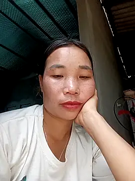 Snapshot of kemmut-sex chatting on 10/13/25, 03:39 kemmut-sex online show from 10/13/25, 03:39