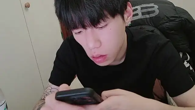 hangzi-0011 online show from 01/16/26, 12:20