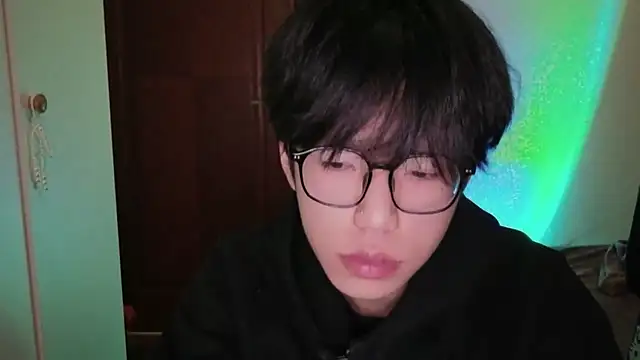 hangzi-0011 online show from 03/13/26, 12:01