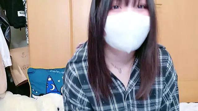 Snapshot of YUKINA_00 chatting on 04/24/26, 02:52 YUKINA 00 online show from 04/24/26, 02:52