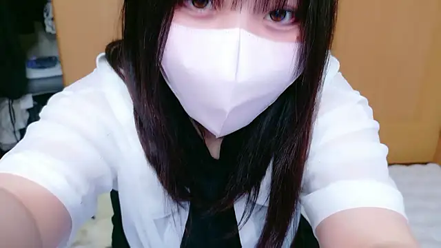 Snapshot of YUKINA_00 chatting on 05/16/26, 12:59 YUKINA 00 online show from 05/16/26, 12:59