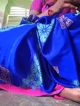 Snapshot of Tamilselviroja- chatting on 07/31/26, 12:26 Tamilselviroja- online show from 07/31/26, 12:26