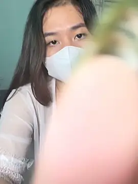 Sexy dancing girl online show from 10/25/25, 04:31