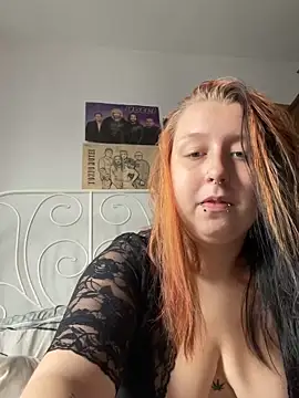 SweetieLina online show from 10/10/25, 08:13