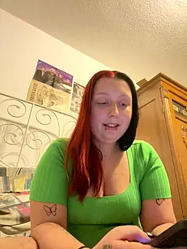 SweetieLina online show from 10/16/25, 05:14
