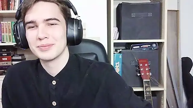 Snapshot of _Chris_Next_Door_ chatting on 09/30/25, 03:39  Chris Next Door  online show from 09/30/25, 03:39